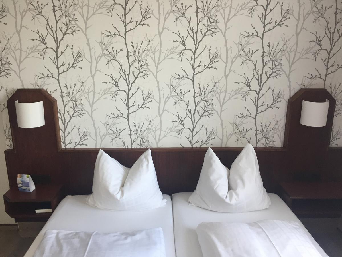 Hotel-Restaurant Lowen Süßen 외부 사진
