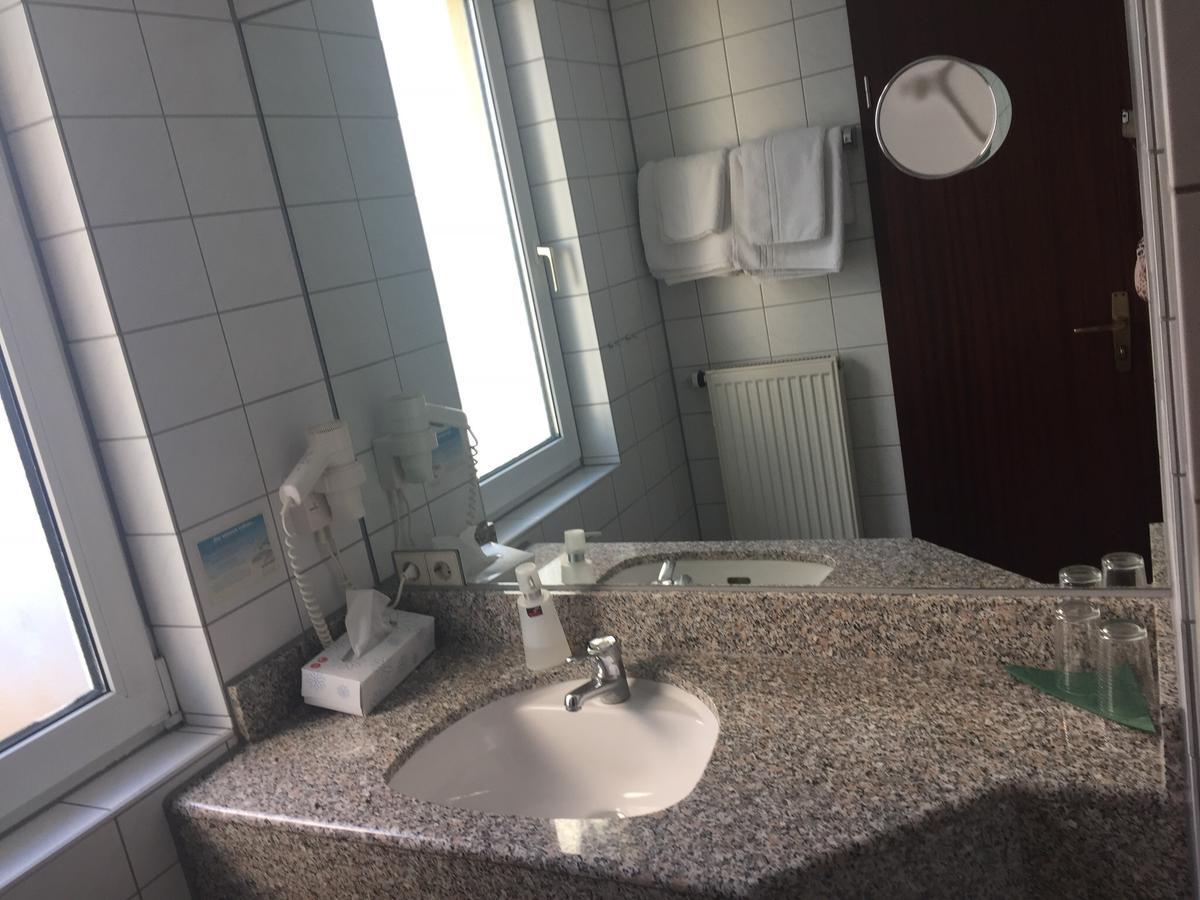 Hotel-Restaurant Lowen Süßen 외부 사진